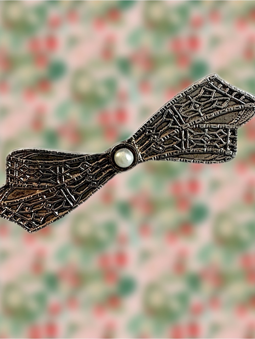 Vintage Art Deco Ribbon Bow Brooch Pin
